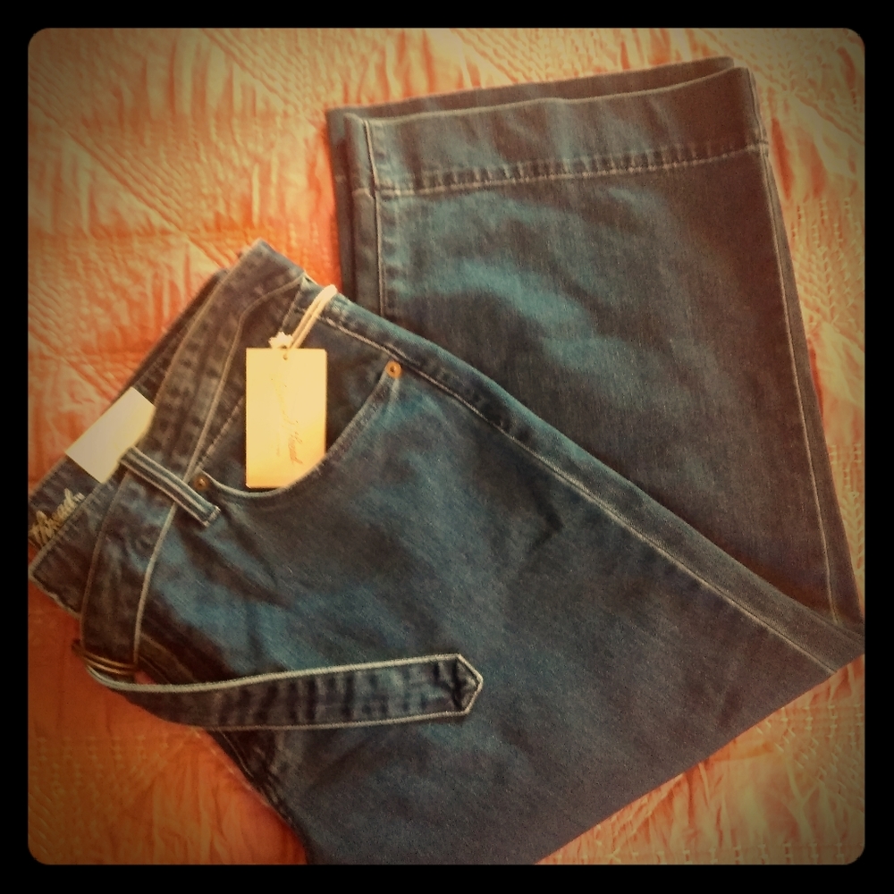 Universal Thread wide leg crop jeans